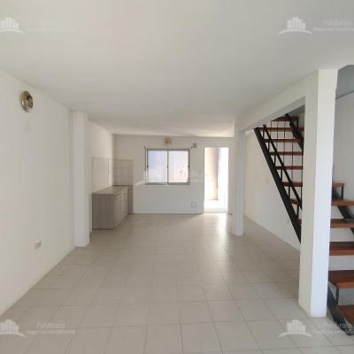 Casa 2 dormitorios en alquiler en San Miguel