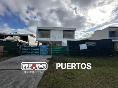 Casa 4 dormitorios en venta en Puertos, Escobar