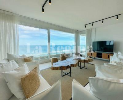 Departamento 4 dormitorios en venta en Punta del Este, Punta del Este