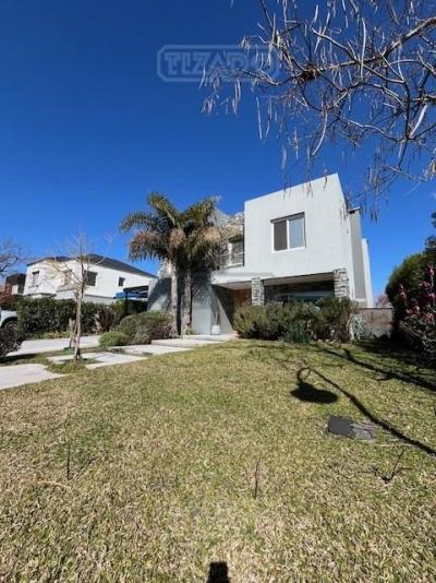 Casa 4 dormitorios en venta en Nordelta, Tigre