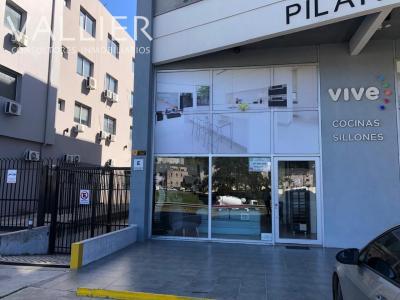 Local en alquiler en Pilar