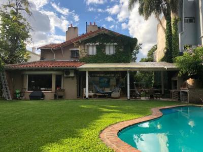 Casa 4 dormitorios en alquiler temporario en San Isidro