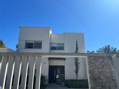 Casa 4 dormitorios en venta en Benavidez, Tigre