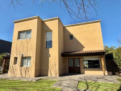 Casa en venta en Villanueva, Tigre