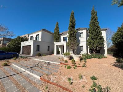 Casa 5 dormitorios en venta en Nordelta, Tigre
