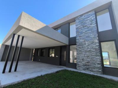 Casa 6 dormitorios en venta en San Matias, Escobar