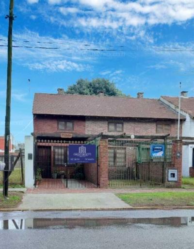 Casa 2 dormitorios en venta en San Bernardo