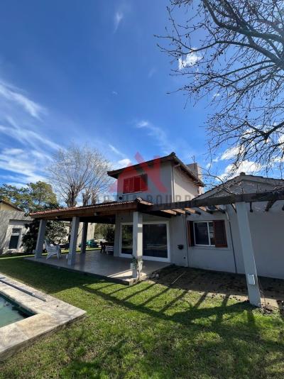 Casa 3 dormitorios en venta en Larena Country Club, Pilar