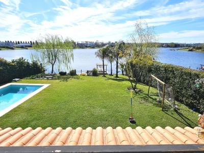 Casa 3 dormitorios en venta en Villanueva, Tigre