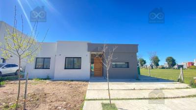 Casa 3 dormitorios en venta en Pilar del Este, Pilar
