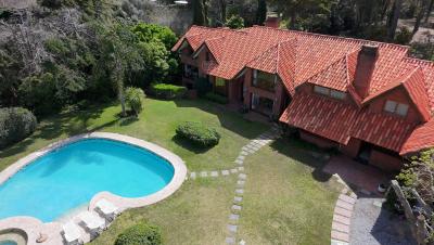 Casa 5 dormitorios en venta en Punta del Este, Punta del Este
