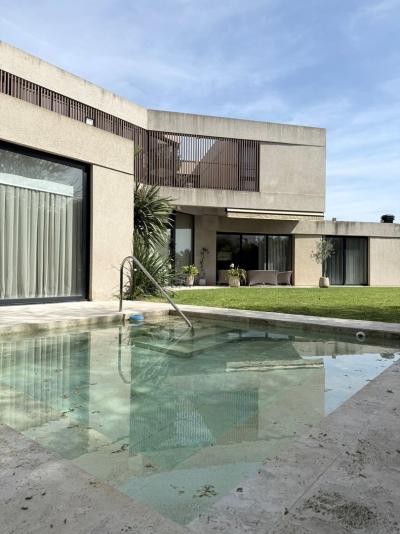 Casa 3 dormitorios en venta en Guillermo Enrique Hudson, Berazategui
