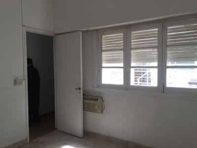 Departamento 3 dormitorios en venta en Moron