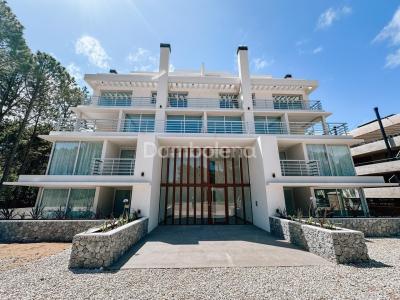 Departamento 2 dormitorios en venta en Pinamar