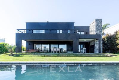 Casa 4 dormitorios en venta en Nordelta, Tigre