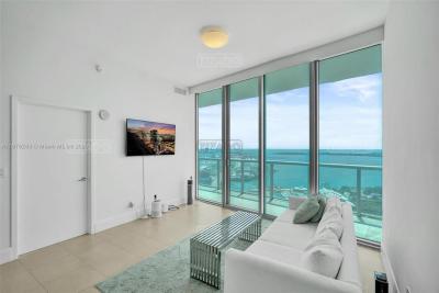 Departamento 1 dormitorios en venta en Miami