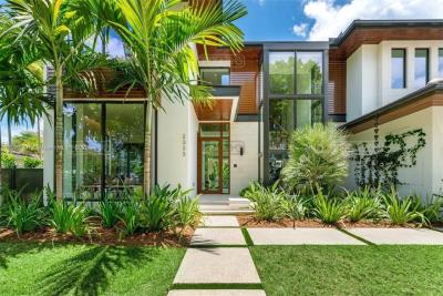 Casa 5 dormitorios en venta en Miami