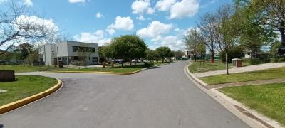 Terreno en venta en Derqui, Pilar