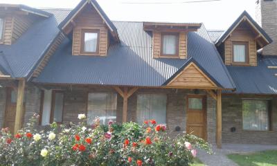 Casa 2 dormitorios en alquiler en Centro, San Martin de los Andes