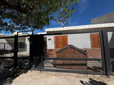 Casa 3 dormitorios en alquiler en Cipolletti, Rio Negro