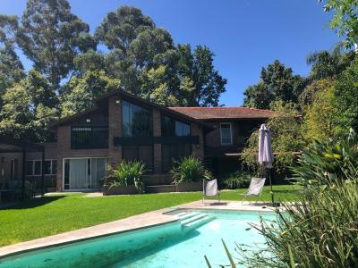 Casa 4 dormitorios en alquiler temporario en La Horqueta, San Isidro