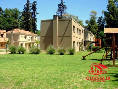 Casa 2 dormitorios en alquiler en Casas del Parque, Pilar