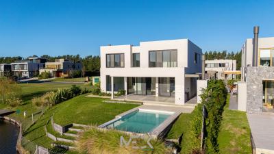 Casa 5 dormitorios en alquiler en Nordelta, Tigre