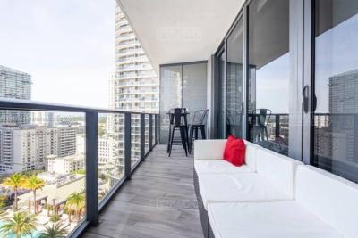 Departamento 1 dormitorios en venta en Miami