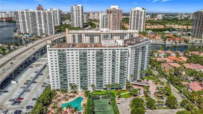 Departamento 1 dormitorios en venta en Sunny Isles, Miami