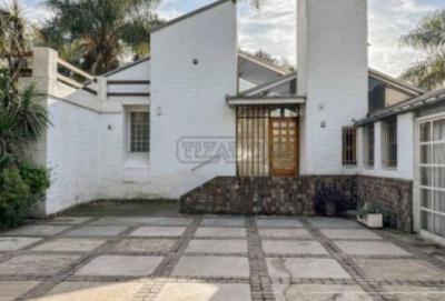 Casa 3 dormitorios en venta en Santa Rita, San Isidro