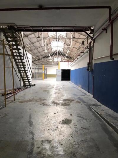 Depósito en venta en Flores, Ciudad de Buenos Aires