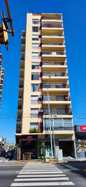 Departamento 2 dormitorios en alquiler en Crucesita, Avellaneda