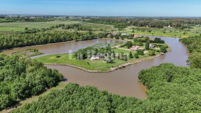 Terreno en venta en Lima, Zarate