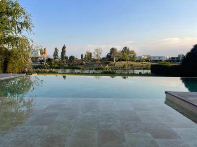 Casa 4 dormitorios en alquiler temporario en Nordelta, Tigre