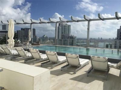 Departamento 2 dormitorios en venta en Miami