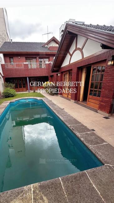 Casa 5 dormitorios en alquiler en Lanus Este, Lanus