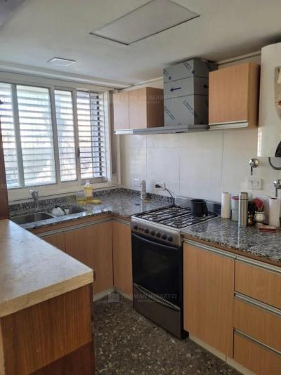 Departamento 2 dormitorios en venta en Lanus Oeste, Lanus