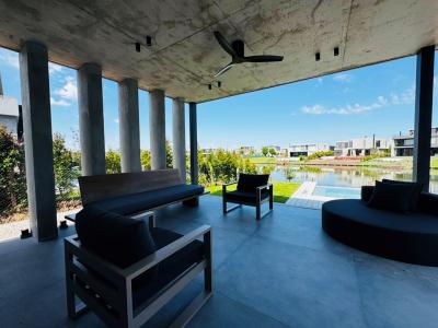 Casa 3 dormitorios en alquiler temporario en Nordelta, Tigre