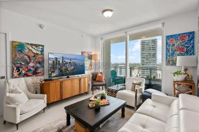 Departamento 1 dormitorios en venta en Miami