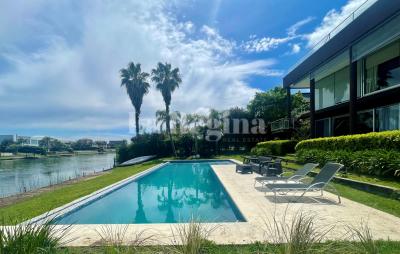 Casa 4 dormitorios en venta en Nordelta, Tigre