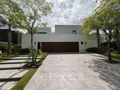 Casa 4 dormitorios en venta en Nordelta, Tigre