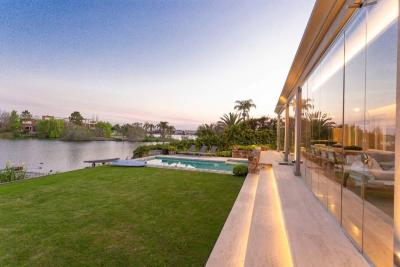 Casa 4 dormitorios en venta en Nordelta, Tigre