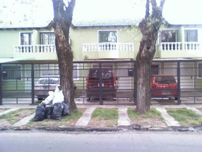 Casa 2 dormitorios en alquiler en Villa Tesei, Hurlingham