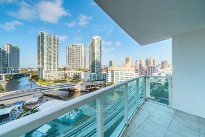 Departamento 1 dormitorios en venta en Miami