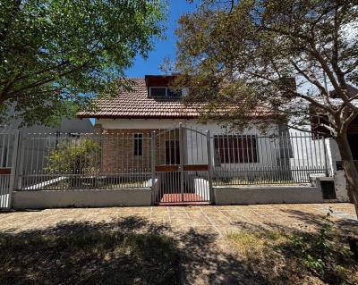 Casa 2 dormitorios en venta en Neuquen Capital, Neuquen