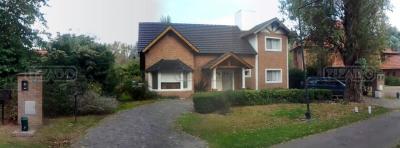 Casa 4 dormitorios en venta en Francisco Álvarez, Moreno