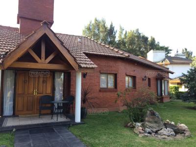Casa 4 dormitorios en venta en Francisco Álvarez, Moreno