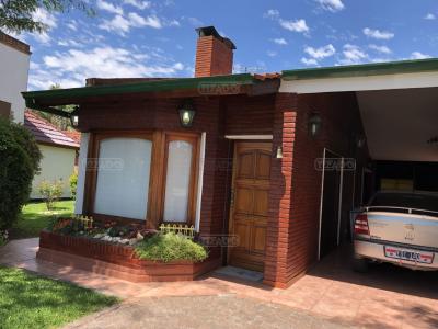 Casa 3 dormitorios en venta en Banco Provincia, Moreno