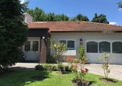 Casa 2 dormitorios en venta en Francisco Álvarez, Moreno