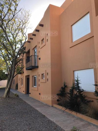 Departamento 1 dormitorios en venta en Lujan, Lujan
